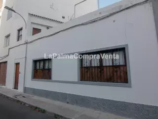 Casa Gran oportunidad de compra, dos viviendas en la capital