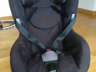 Silla de auto Bebeconfort Axiss