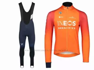 Ineos Grenadiers abbigliamento ciclismo