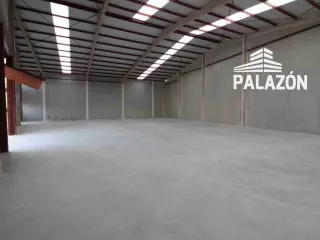 Nave industrial en alquiler en Crevillente