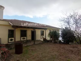 ID-389   Casa con todo listo para mudarte, faltan algunos de