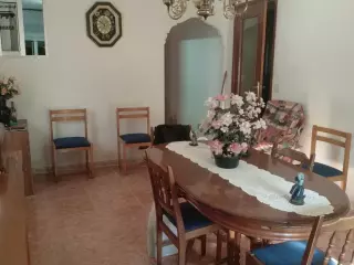 SE VENDE PISO EN EL JARDIN
