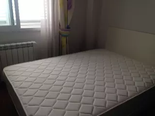 Vendo colchón sin estrenar y soporte