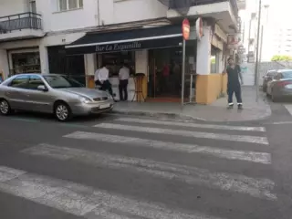 BAR EN MONTE CARMELO. LOS REMEDIOS. SEVILLA