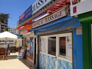 Alquilo Local Comercial en Playa del Inglés – Primera Línea Avenida de Gran Canaria