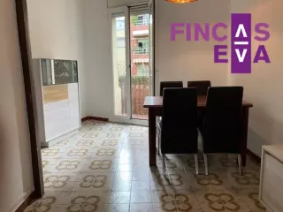 PISO EN EL CLOT CON BALCÓN EXTERIOR  - Ref FE2690