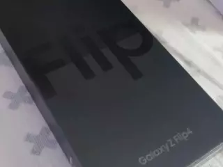 Vendo Samsung galaxy flid Z 4 nuevo