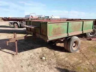 REMOLQUE PARA TRACTOR.