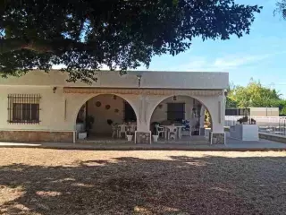 CHALET EN PERLETA
