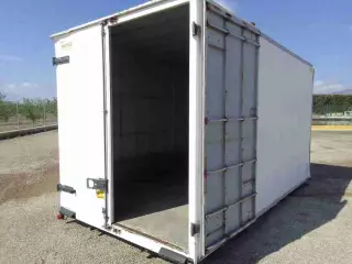 CAJA DE CAMIÓN IDEAL PARA ALMACÉN.