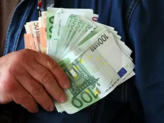 PRÉSTAMOS RÁPIDO Y SEGURO : +34 (634018183)