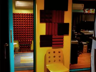 Se vende estudio de grabación, sonido y ensayo