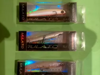 Tres señuelos artificiales Yokozuna