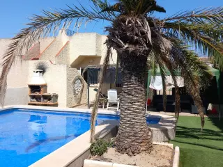 CHALET CON PISCINA PRIVADA A 5 MINUTOS DE LA PLAYA - ZONA ORIHUELA COSTA, LOS BALCONES -