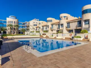 APARTAMENTO DE 4 HABITACIONES 2 BAÑO Y 1 ASEO EN ORIHUELA COSTA ( CABO ROIG )