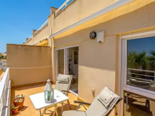 APARTAMENTO DE 2 HABITACIONES BAÑOS CON VISTAS AL MAR EN AGUA MARINA (ORIHUELA COSTA) ALICANTE