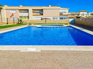 ADOSADO EN TORREVIEJA 2 HABITACIONES 1 BAÑO