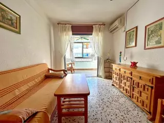 APARTAMENTO EN MIL PALMERAS DE 2 HABITACIONES 1 BAÑO