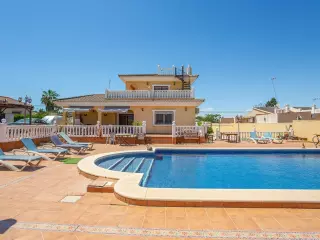 CHALET EN LOS BALCONES (TORREVIEJA) ALICANTE