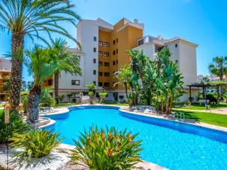 APARTAMENTO EN PUNTA PRIMA (ORIHUELA COSTA) "LA ENTRADA" 2 HABITACIONES. 2 BAÑOS. GARAJE+TRASTERO.