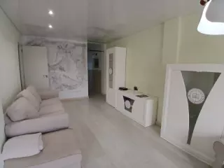 APARTAMENTO DE 4 HABITACIONES EN TORREVIEJA ( CENTRO) ALICANTE