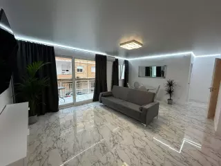 APARTAMENTO REFORMADO EN PLAYA DEL CURA DE 2 HABITACIONES 1 BAÑO EN TORREVIEJA.