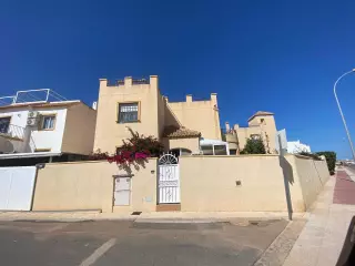 Chalet Familiar en Playa Flamenca, Orihuela Costa (Alicante)