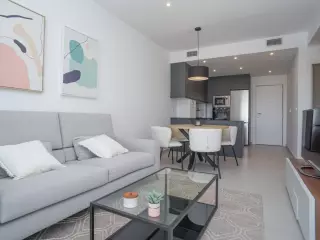 FANTASTICO APARTAMENTO DE 2 HABITACIONES2 BAÑOS, GARAJE, PISCINA, EN TORREBLANCA ( TORREVIEJA)