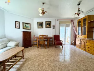 Precio Especial! Apartamento completamente exterior y en esquina + Terraza (sur) + Garaje y Trastero