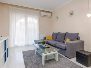 SE ALQUILA APARTAMENTO DE 2 DORM POR LARGA TEMPORADA  EN ORIHUELA COSTA (VILLA MARTIN)