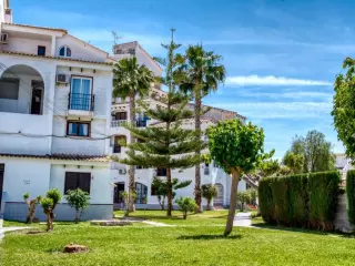 DUPLEX REFORMADO CON 1 HABITACIONES EN TORREVIEJA (ALICANTE) CERCA DEL MAR