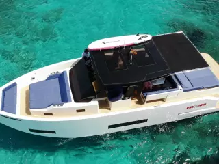 DE ANTONIO YACHTS D42