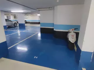 Se vende pàrquing en la zona de la illa