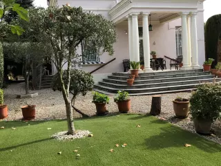 Palacete en montmelo 900 metros y 190 útiles 1200.000 Eur