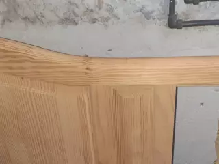 Cama de 160cm de ancho x 190cm(80€) o 200cm(110€) de largo,