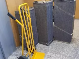 PORTES Y MUDANZAS