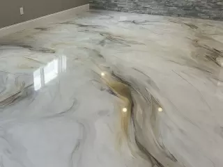 Resina epoxi en Encimeras Mesas Islas Suelos decorativos