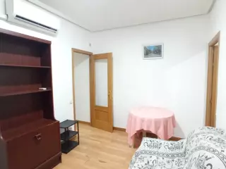 Vendo un apartamento en la Avd. Albufera
