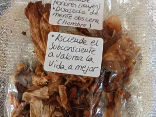 Productos esotéricos artesanales.