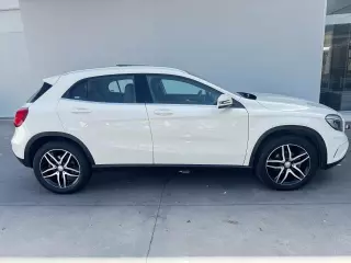 Mercedes GLA 200