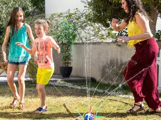 Juguete Aspersor Rociador de Agua Octodrop InnovaGoods
