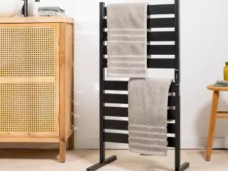 Toallero Eléctrico de Pie o Pared Towarall InnovaGoods – 10 Barras