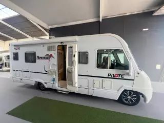 autocaravana integral Pilot G735