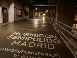 Hormigón Semipulido Madrid – Pavimentos resistentes y elegantes