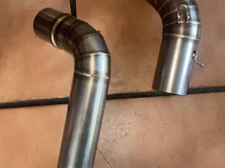Supresor Akrapovic para KTM Duke 390 2018
