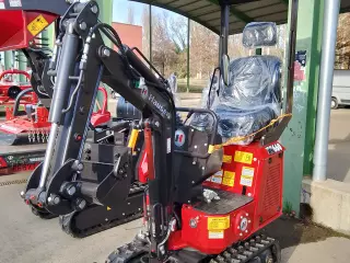 MINIRETROEXCAVADORA HAÜSER XR660
