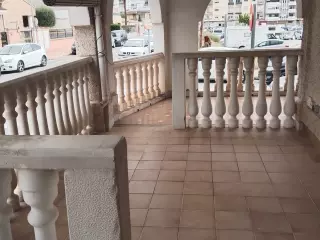 ALQUILER ANUAL ADOSADO MONOVAR