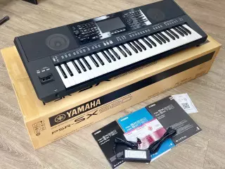 Yamaha PSR-SX920, Yamaha Genos2 76-key, Yamaha MONTAGE M8X