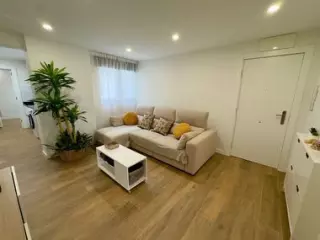 montador de suelos de maderas laminados vinilos spc