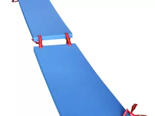 PUENTE SOBRE EL RIO KWAI PISCINAS